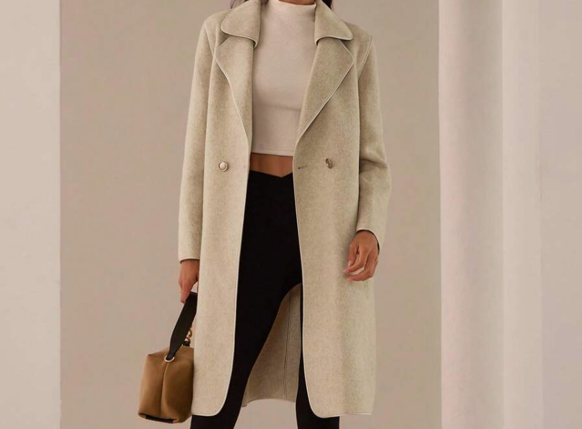 Manteau Long Minimal écru, coupe droite à double boutonnage